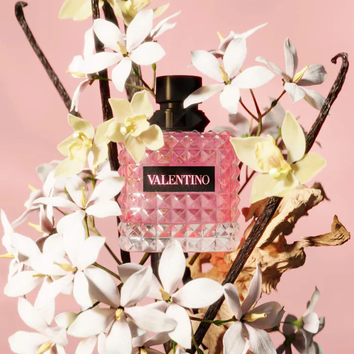 Valentino Donna Born In Roma Eau de Parfum 100ml bottle, a luxurious floral and woody fragrance for women with notes of jasmine, tuberose, and vanilla bourbon.