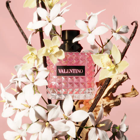 Valentino Donna Born In Roma Eau de Parfum 100ml bottle, a luxurious floral and woody fragrance for women with notes of jasmine, tuberose, and vanilla bourbon.
